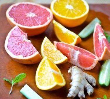 Cura de detoxifiere cu suc de grapefruit, portocală şi lămâie